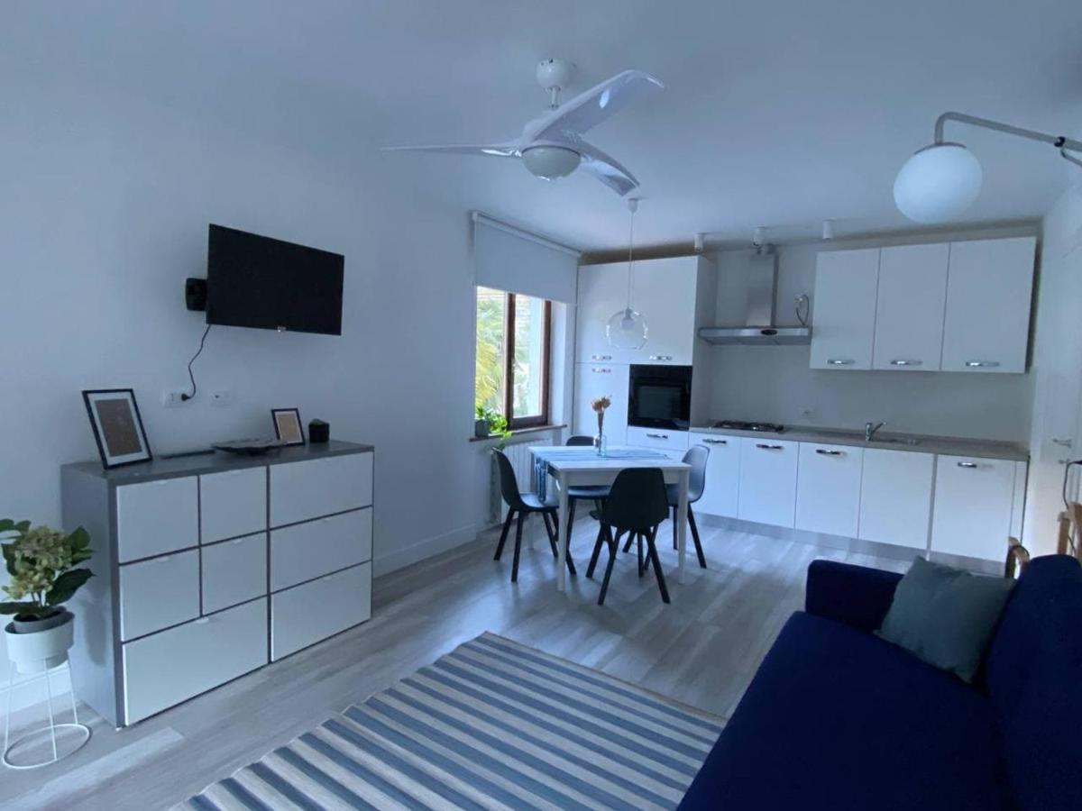 Garda View Apartment Tenno Ngoại thất bức ảnh