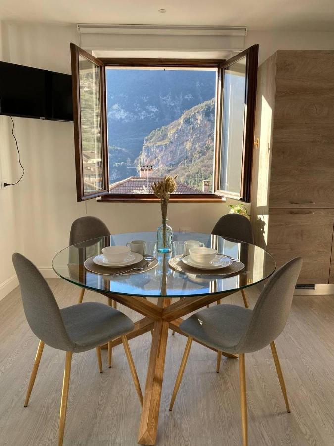 Garda View Apartment Tenno Ngoại thất bức ảnh