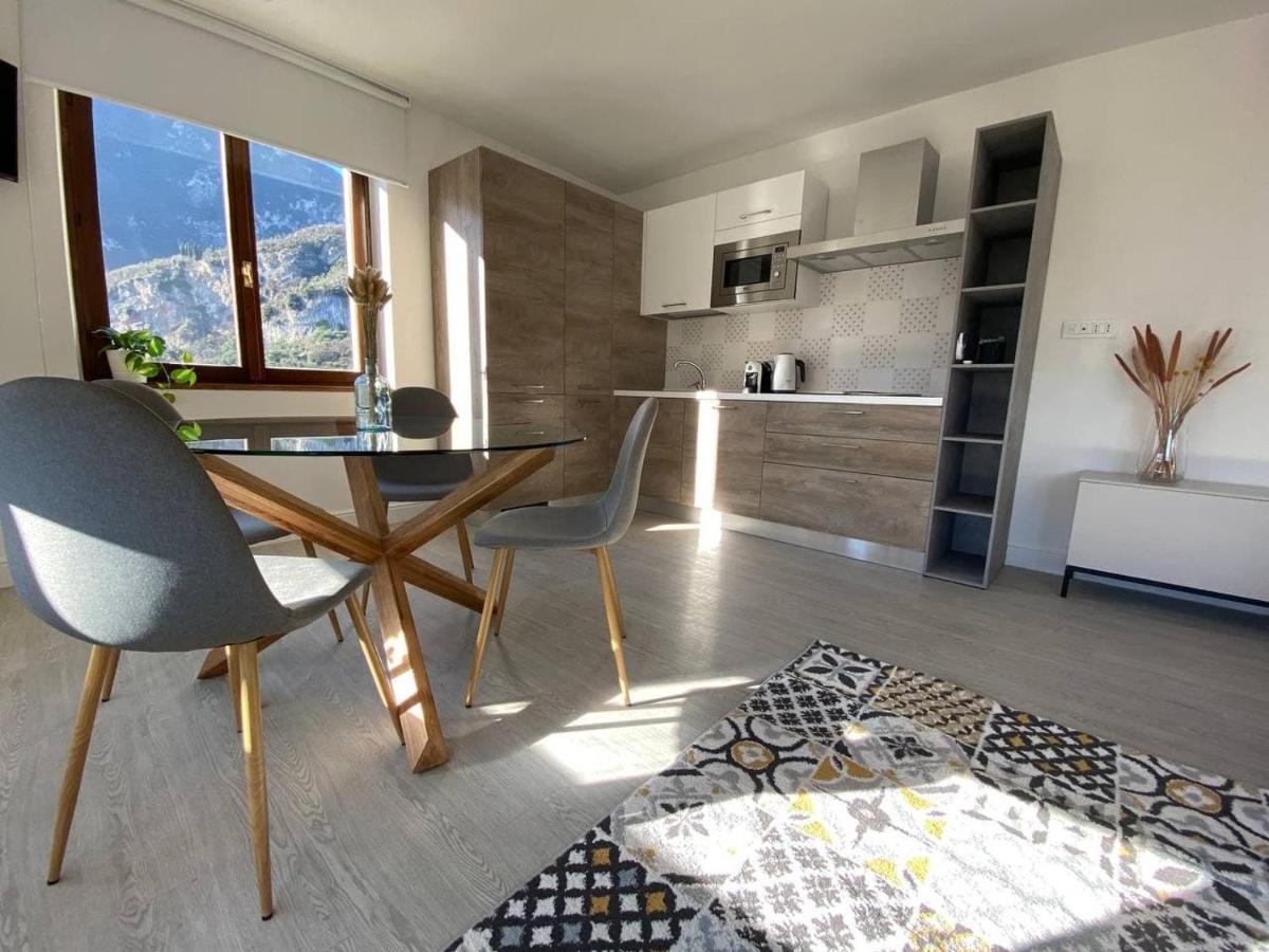 Garda View Apartment Tenno Ngoại thất bức ảnh