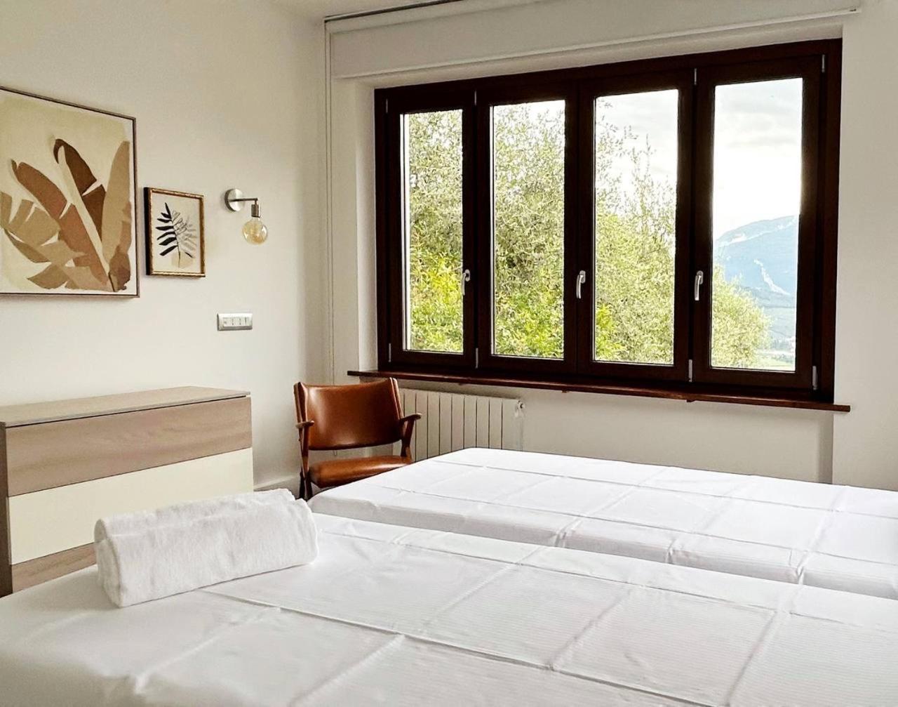 Garda View Apartment Tenno Ngoại thất bức ảnh